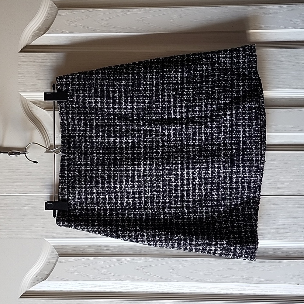 New York and Company Tweed Skirt